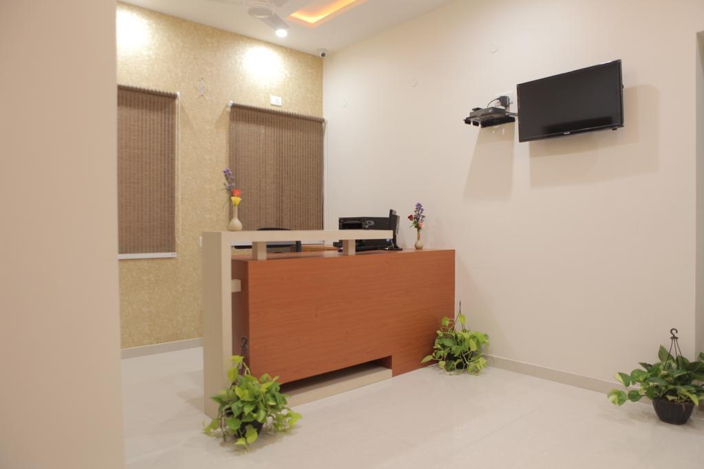Hotel Our Nest Hyderabad Exterior foto