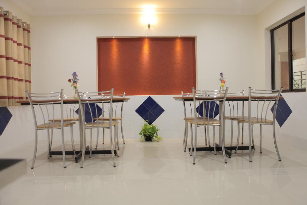 Hotel Our Nest Hyderabad Exterior foto