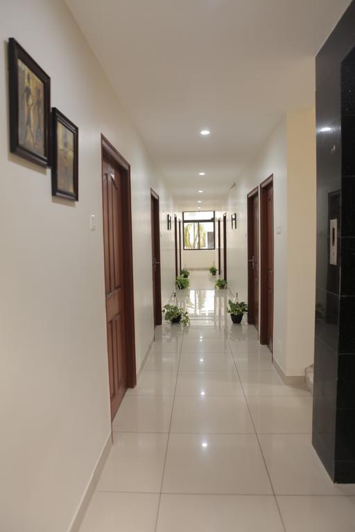 Hotel Our Nest Hyderabad Exterior foto
