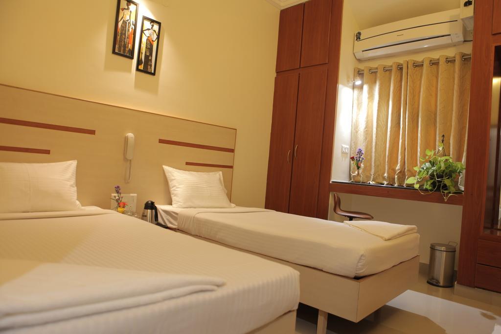 Hotel Our Nest Hyderabad Zimmer foto